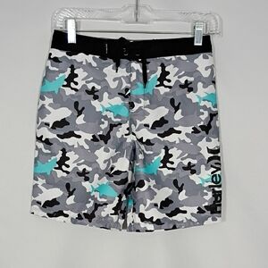NWT Hurley Camo Shark Boys Board Shorts  Size 10/25 Inseam 7.625 Sits Above Knee